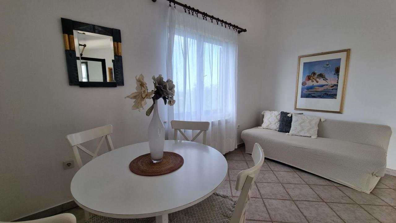 Apartments Lav Umag Bilik gambar